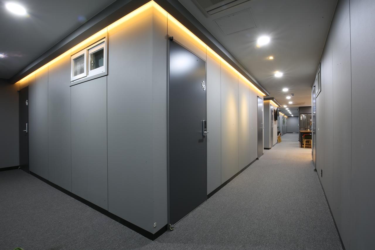 Philstay Myeongdong Seoul Exteriör bild