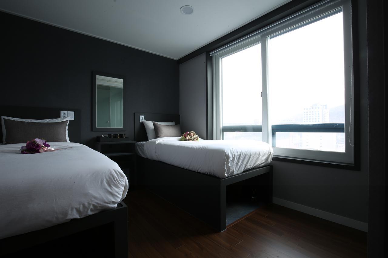 Philstay Myeongdong Seoul Exteriör bild